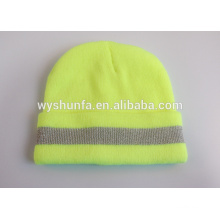 Nouveau design Haute visibilité 100% acrylique réfléchissant chapeau de sécurité pour homme avec couleur fluorescente vente chaude en 2015
